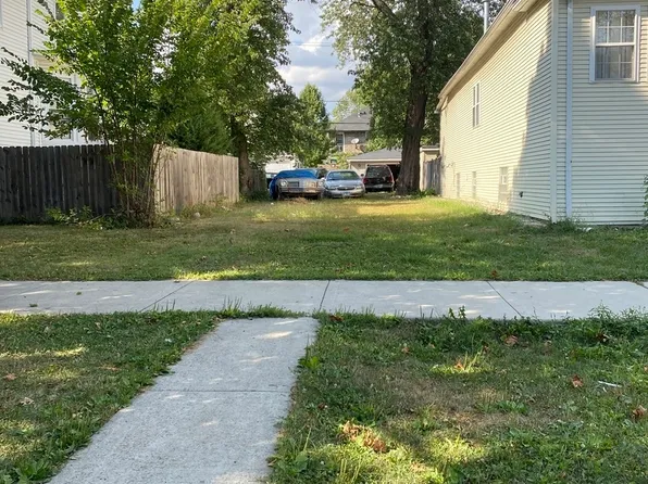 5726 W Erie St, Chicago, IL 60644