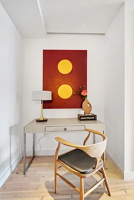 Sold by Compass | media 25