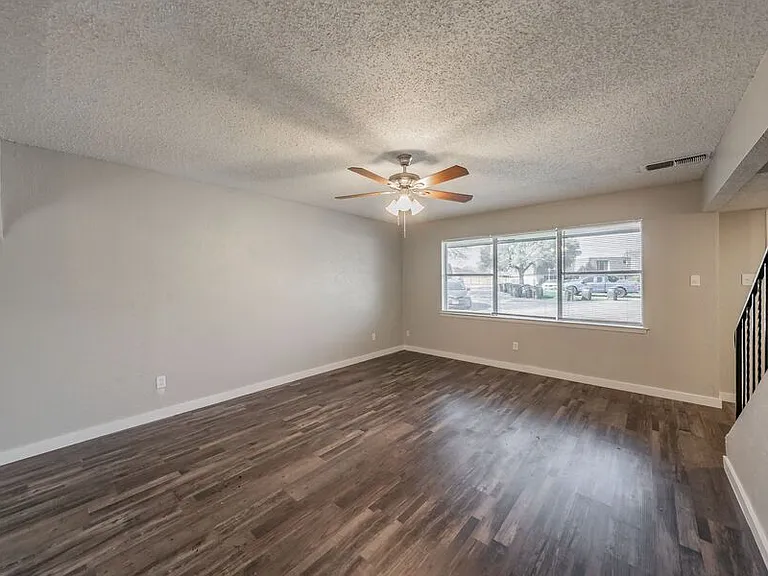 1774 Belshire Ct — Photo 4