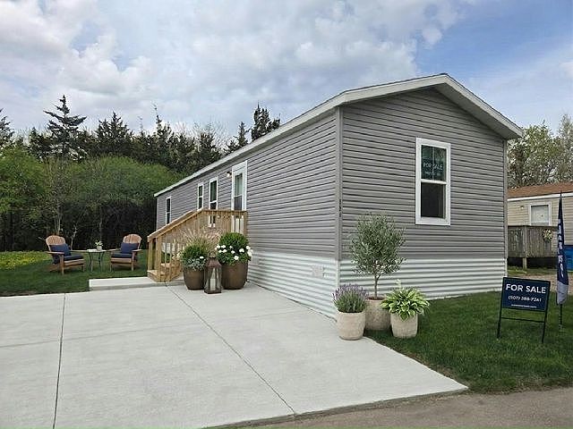 Listing photo