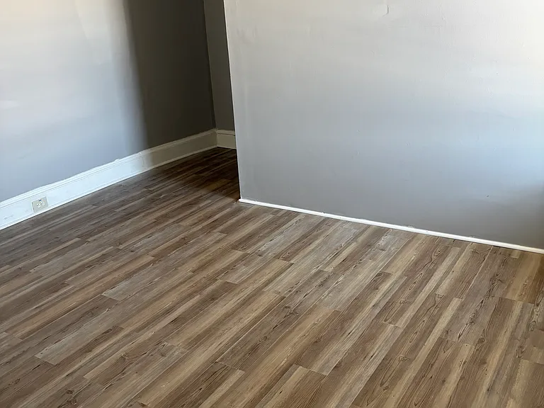 141 Washington Ave #4 — Photo 2