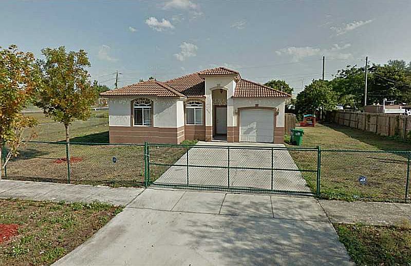 1st image of 4111 NW 165th St