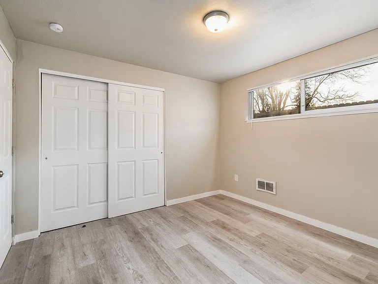 11320 Bridgeport Way SW — Photo 10