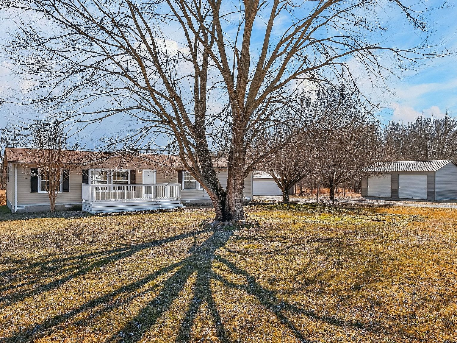 10738 W Green Hill Rd, Smithville, TN 37166 | Zillow