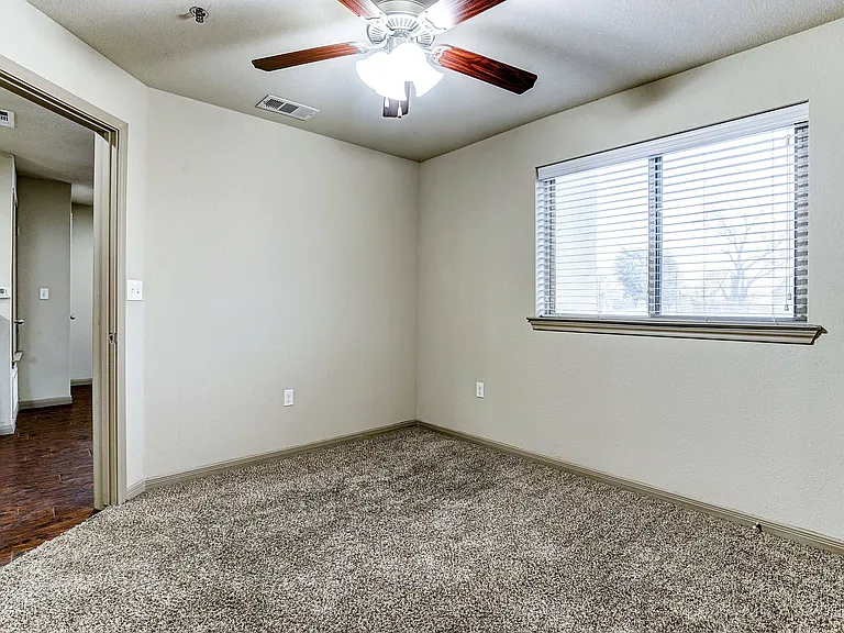 Tinsley Place — Photo 86