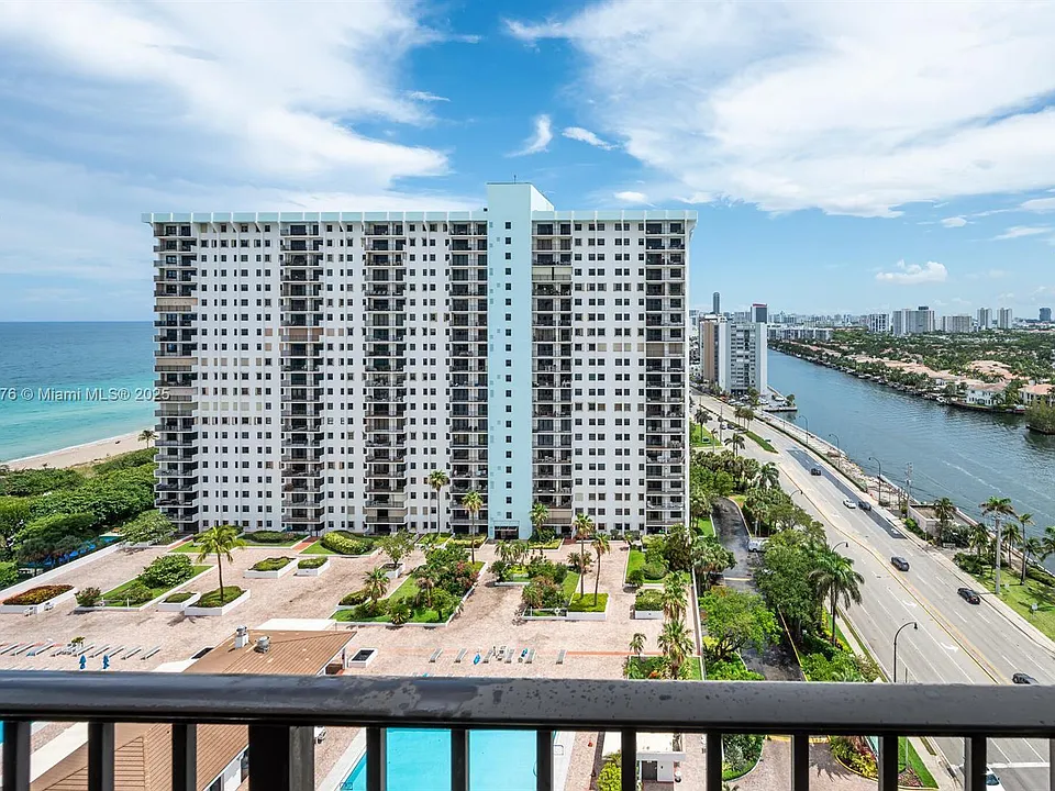 1201 S Ocean Dr #1911N