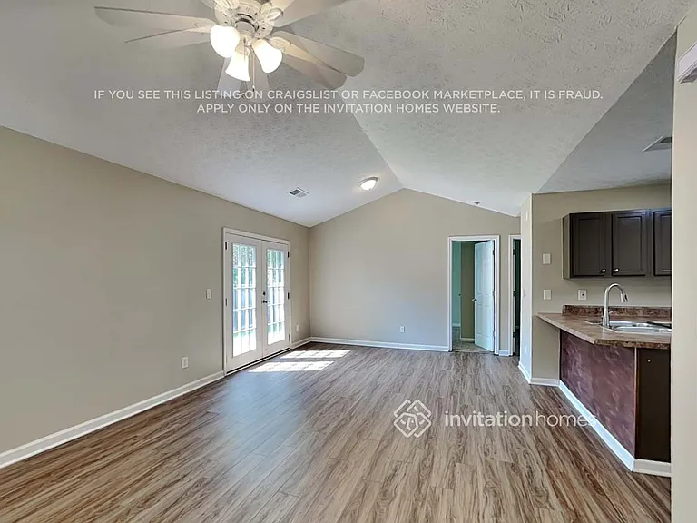 417 Autumn Lake Ct — Photo 4