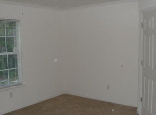 4521 Hankins St, Hope Mills, NC 28348
