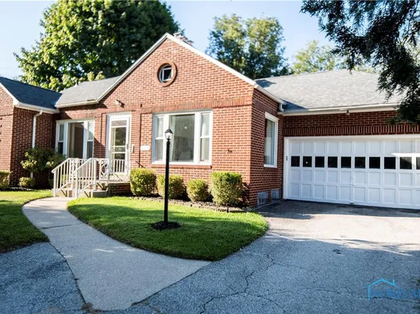 2013 Bretton Pl, Toledo, OH 43606