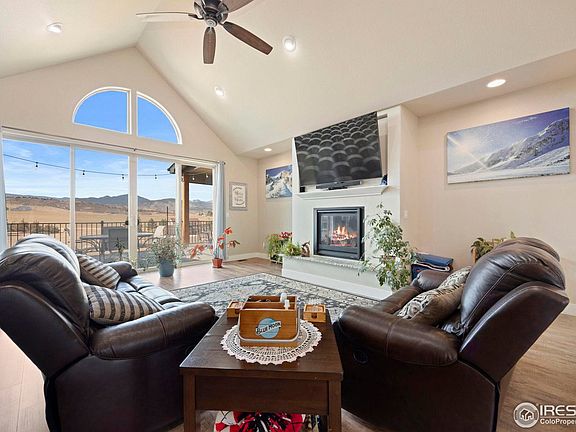 3rd image of 1644 Scenic Valley Dr