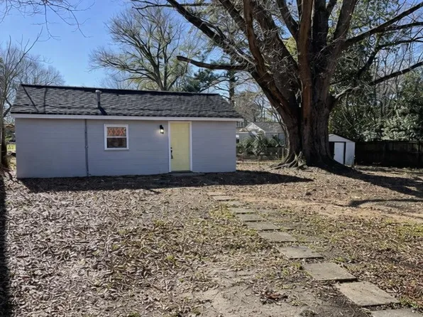 5303 Birch Rd #B, Fayetteville, NC 28304