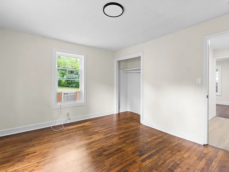 3858 Leo St — Photo 13