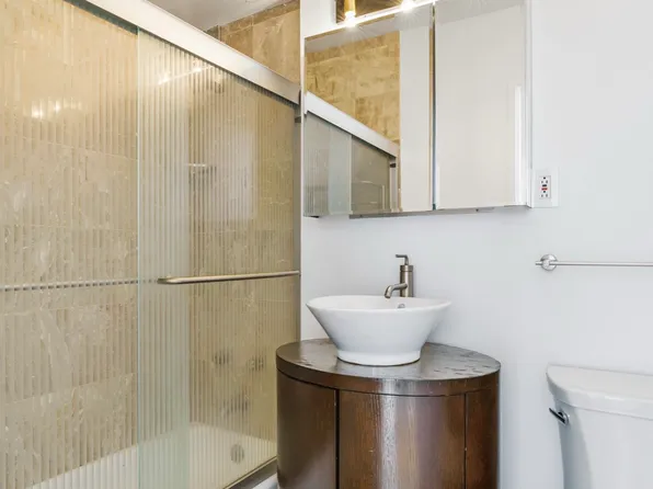 166 East 63rd Street image 7 of 7