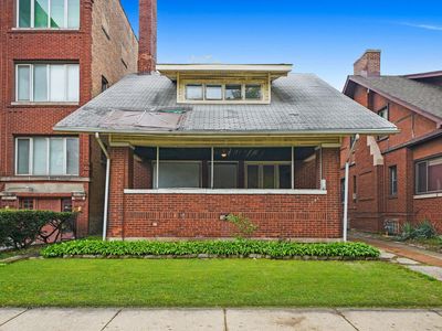 7242 S Bennett Ave, Chicago, IL, 60649