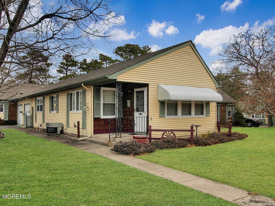 1st image of 9A Deerfield Drive