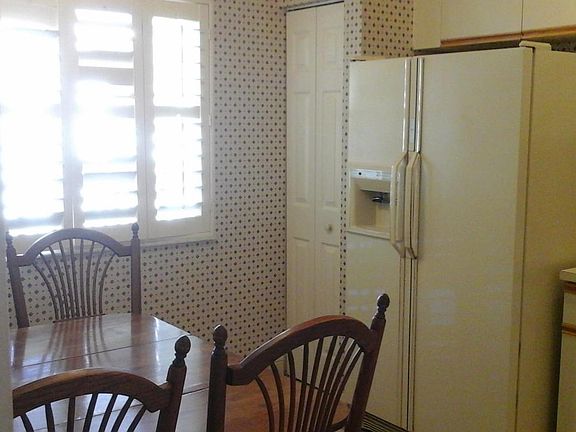 2nd image of 5032 Rose Hill Dr APT 3305