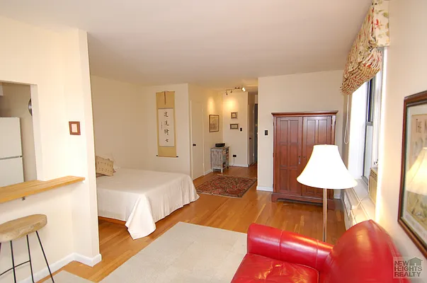 Sold by New Heights Realty | media 15