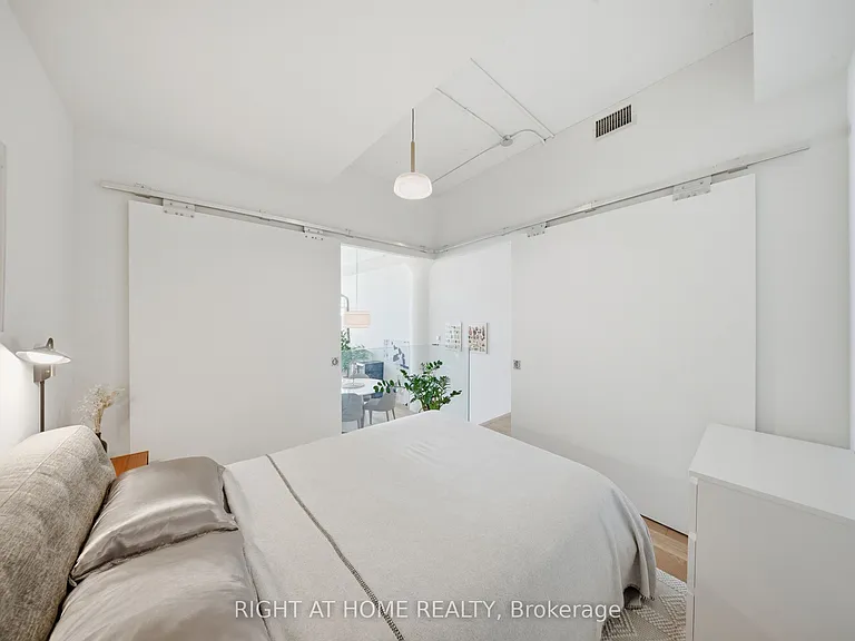 155 Dalhousie St #1011 — Photo 9