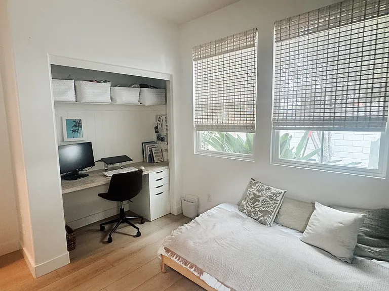 Downstairs bedroom /office