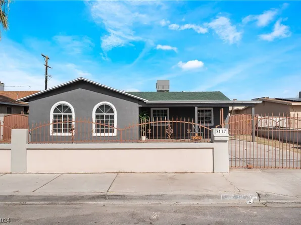3117 Scarlet Oak Ave, Las Vegas, NV 89104