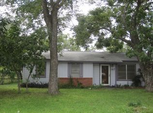 317 Bryan St, Mason, TX 76856