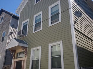 10 Brewster St, South Boston, MA 02127