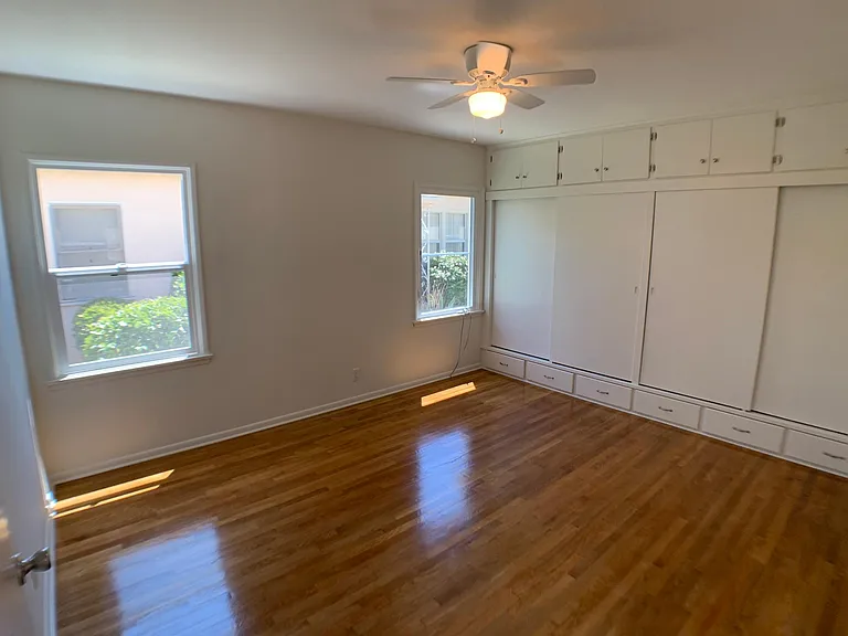 1526 Dixon St — Photo 17