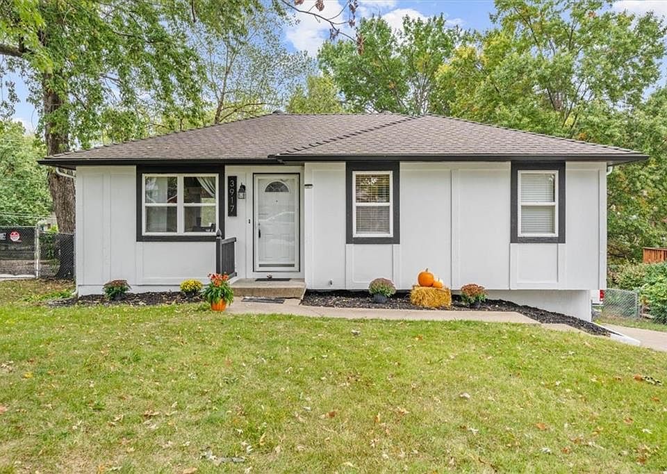 1st image of 3917 S Masterbrook Dr