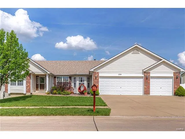 129 Brookshire Creek Dr photo 1