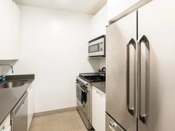 99 John Street 524 image 3 of 10