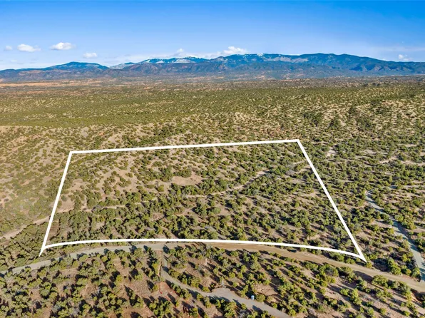 112 Vuelta Maria, Santa Fe, NM 87506