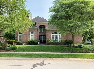 6743 White Oak Dr, Avon, IN 46123
