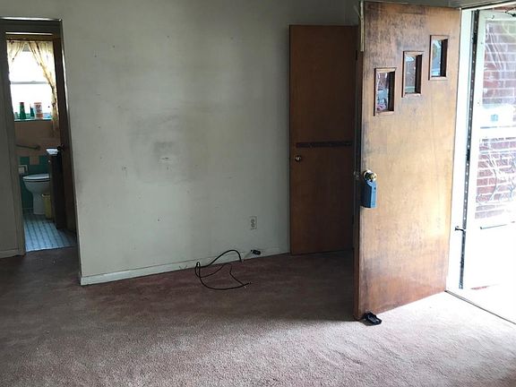 2nd image of 7145 Northridge Dr