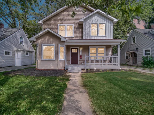 9023 Bunker Hill Dr, Munster, IN 46321