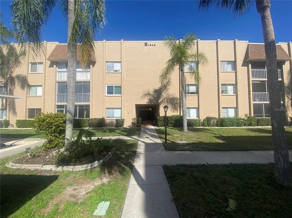 1540 Glen Oaks Dr E #B-133, 