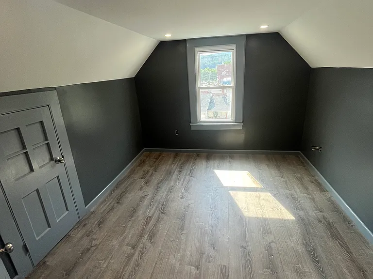 36 Gilbert St #3 — Photo 11