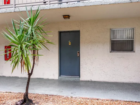 1810 N Lauderdale Avenue #2100, North Lauderdale, FL 33068