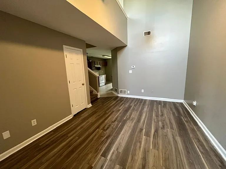 7210 Santa Fe Loop — Photo 4