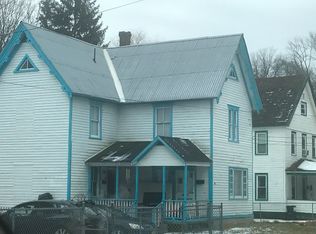 26 Park St, Ellenville, NY 12428