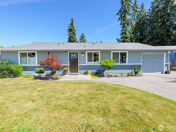 3rd image of 31 Summit View Pl