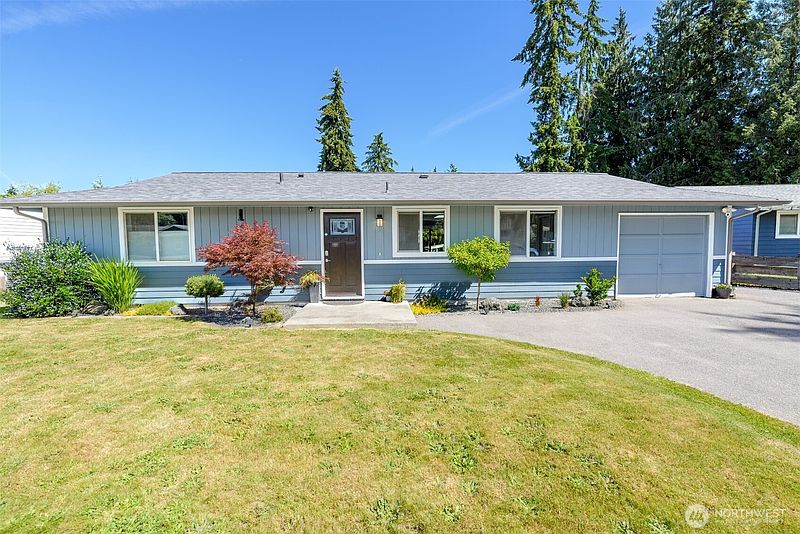 3rd image of 31 Summit View Pl