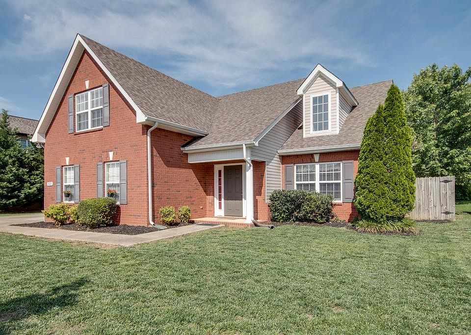 1st image of 3327 Diamond Ct