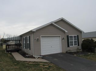 32 Abbey Rd, Easton, PA 18040