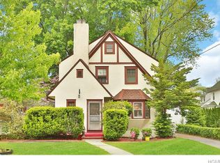 23 Sprague Rd, Scarsdale, NY 10583