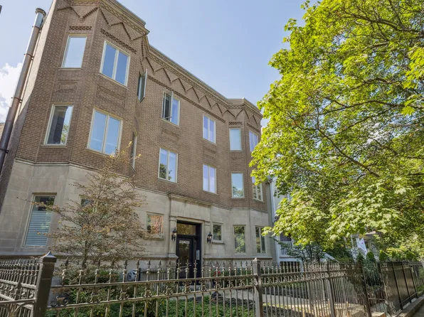1441 W Cuyler Ave #3E, Chicago, IL 60613