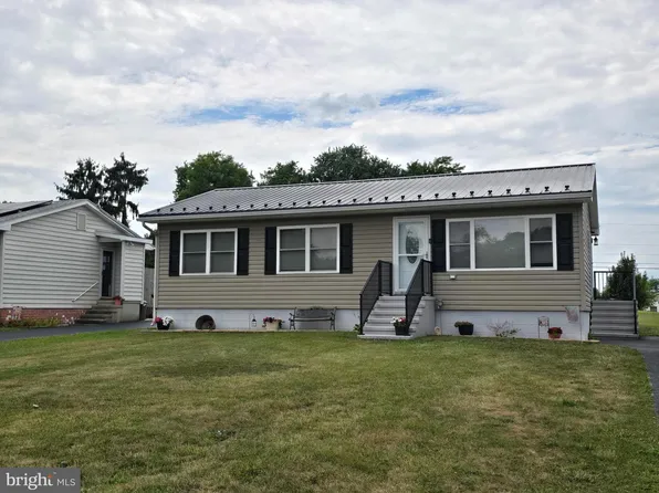 12312 Richwood Dr, Hagerstown, MD 21740