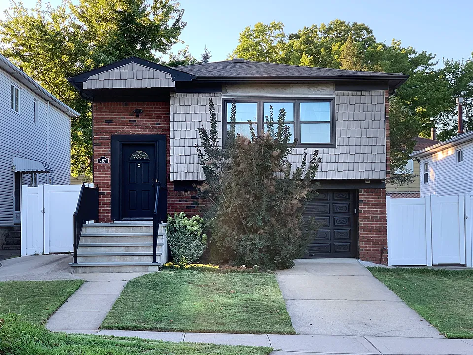 467 Ionia Ave