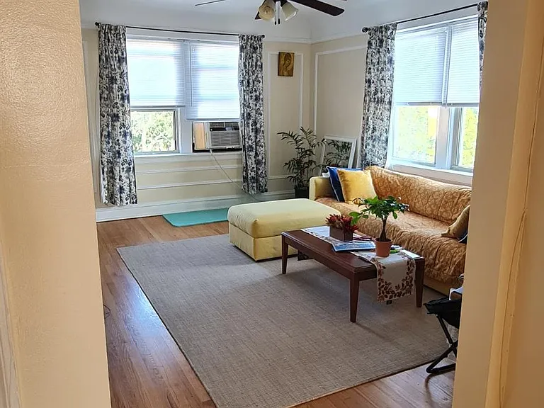 4616 Washington St #3D — Photo 4