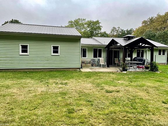 4th image of 2972 Armstrong Dr