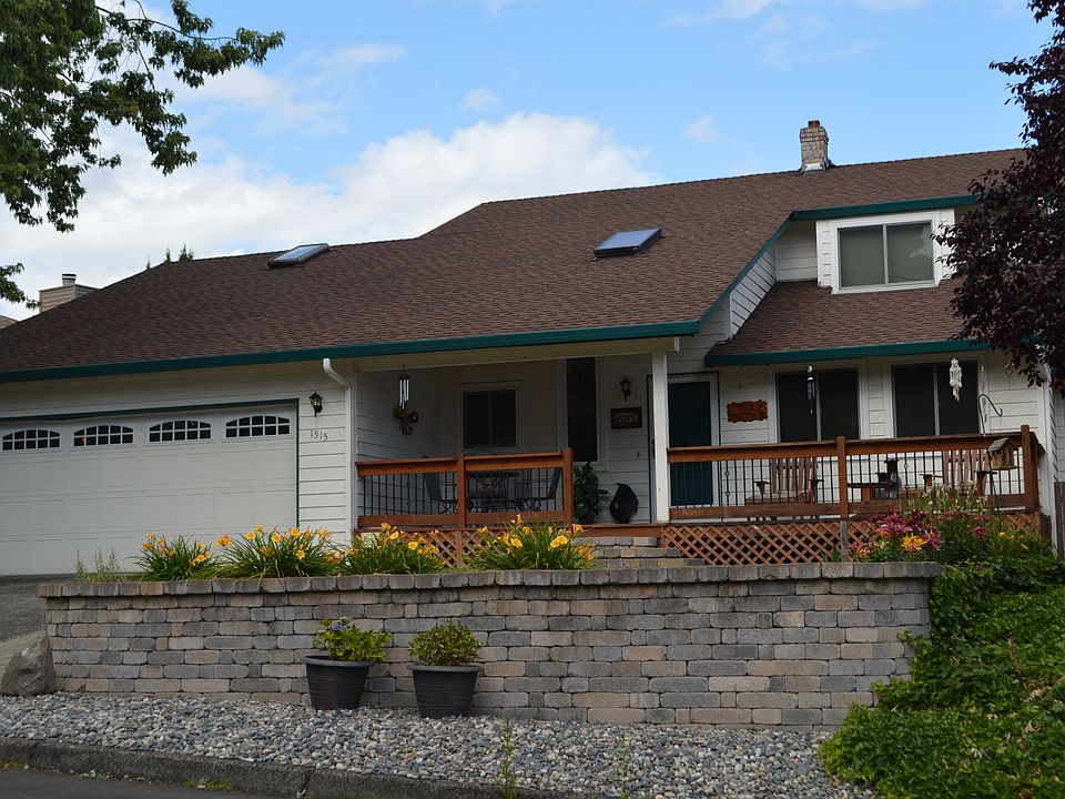 1st image of 1515 SE 120th Ave